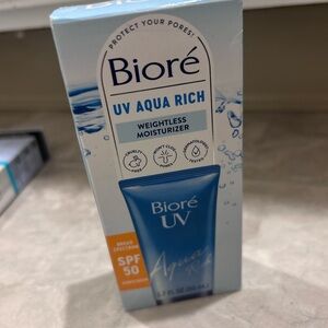 Biore UV Aqua Rich Weightless Moisturizer SPF 50 - Blue